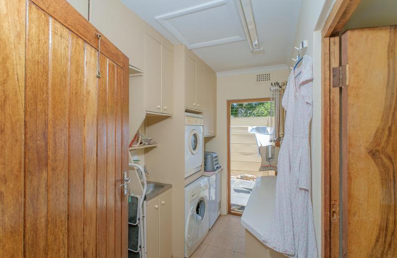 4 Bedroom Property for Sale in Meadowridge Western Cape